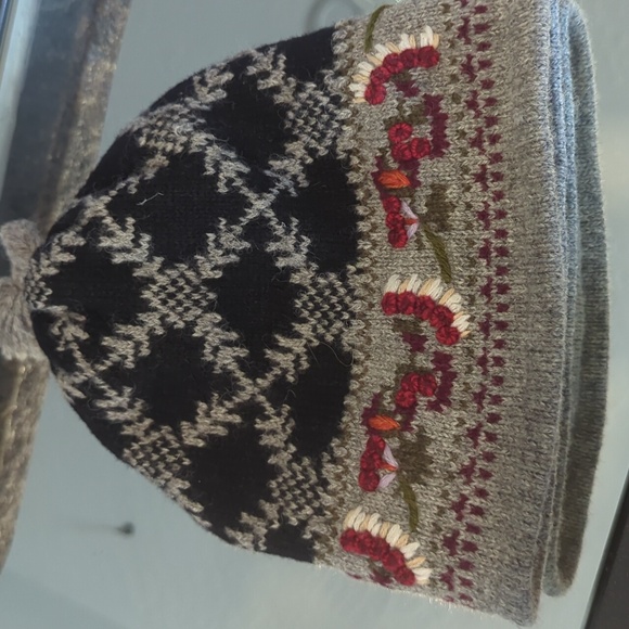 NWOT WOOLRICH WOOL BLEND BEANIE/KNIT CAP - Picture 6 of 7